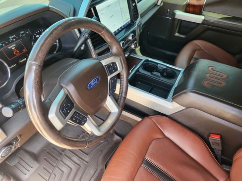 Used 2022 Ford F250 King Ranch w/ King Ranch Ultimate Package AWD/4WD image 13