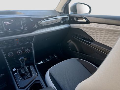 Certified 2024 Volkswagen Taos S image 21