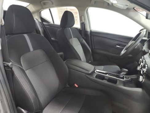 Used 2023 Nissan Sentra SV FWD image 11