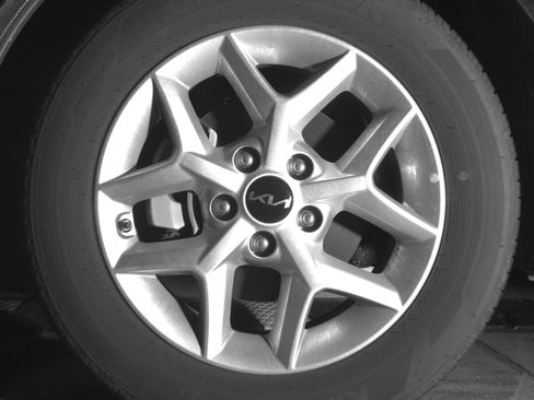 Used 2025 Kia Soul LX w/ LX Technology Package image 12