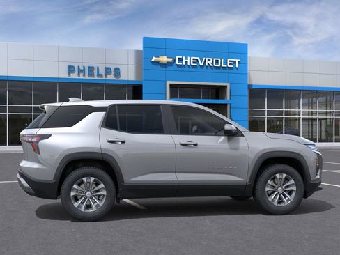 New 2026 Chevrolet Equinox LT FWD image 5