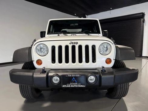 Used 2017 Jeep Wrangler Sport w/ Quick Order Package 24S AWD/4WD image 2