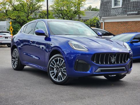 Used 2025 Maserati Grecale GT AWD/4WD image 4