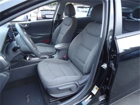 Used 2020 Hyundai Ioniq Blue FWD image 12