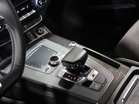 Used 2020 Audi SQ5 Premium Plus image 44