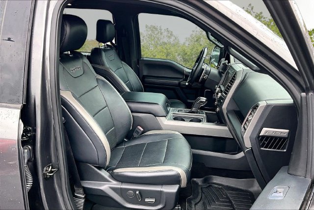 Used 2018 Ford F150 Raptor w/ Equipment Group 802A Luxury AWD/4WD image 7