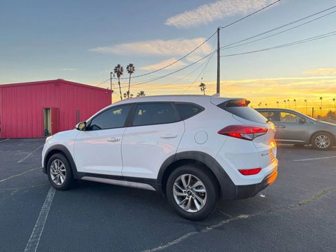 Used 2018 Hyundai Tucson SEL Plus image 4