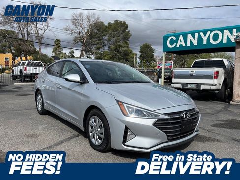 Used 2019 Hyundai Elantra SE image 1