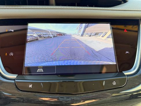Used 2024 Cadillac XT6 Premium Luxury AWD/4WD image 16