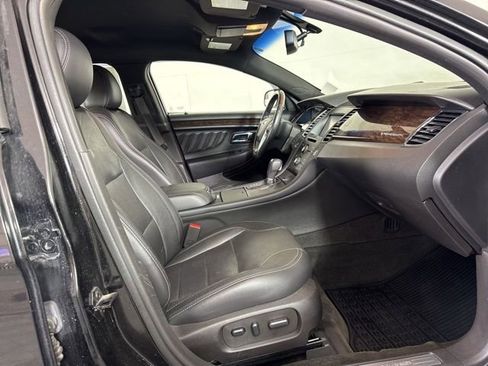 Used 2015 Ford Taurus Limited FWD image 4