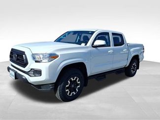 Used 2021 Toyota Tacoma SR video 2