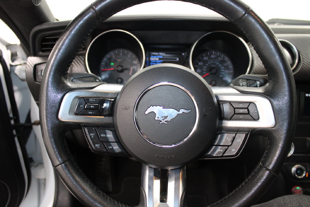 Certified 2021 Ford Mustang Coupe w/ Black Accent Package RWD image 30