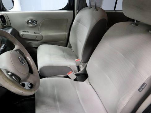 Used 2010 Nissan Cube 1.8 S w/ Interior Designer Pkg image 22