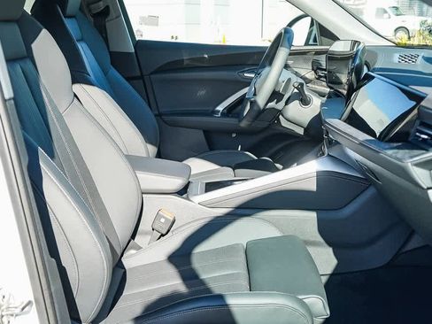 New 2025 Audi Q5 Premium Plus image 19