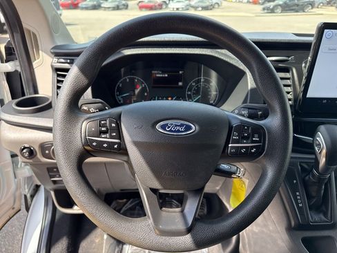 Used 2023 Ford Transit 350 XLT RWD image 13