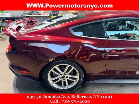 Used 2018 Ford Mustang GT Premium image 10