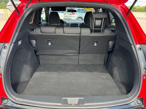 Certified 2022 Honda HR-V Sport image 12