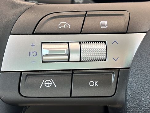 Certified 2024 Hyundai Kona SEL FWD image 18