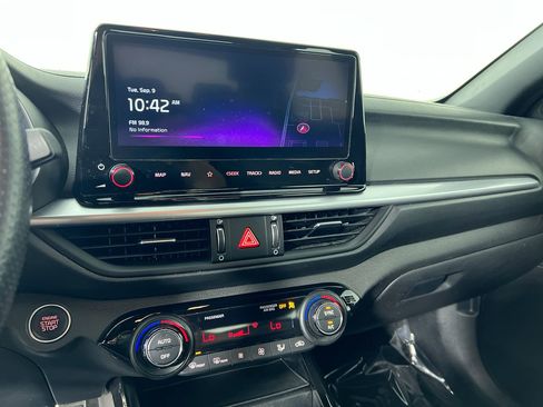 Certified 2024 Kia Forte GT-Line FWD image 28