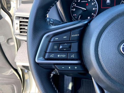 Certified 2025 Subaru Outback Premium image 11