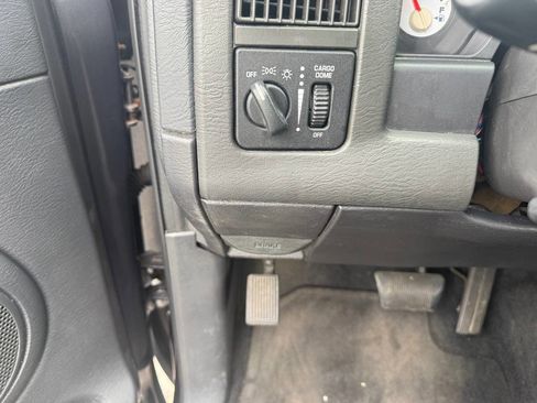 Used 2003 Dodge Ram 1500 Truck ST RWD image 19