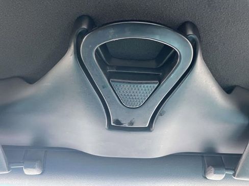 Used 2002 Ford Thunderbird RWD image 24