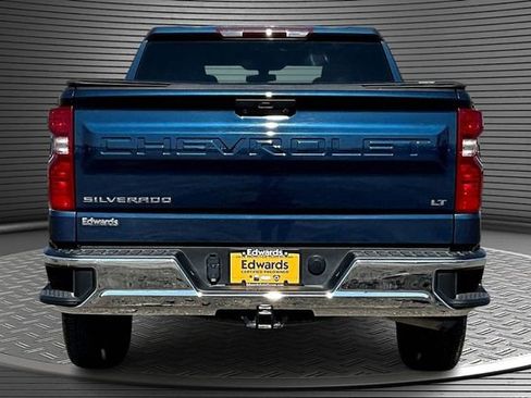 Used 2021 Chevrolet Silverado 1500 LT AWD/4WD image 5