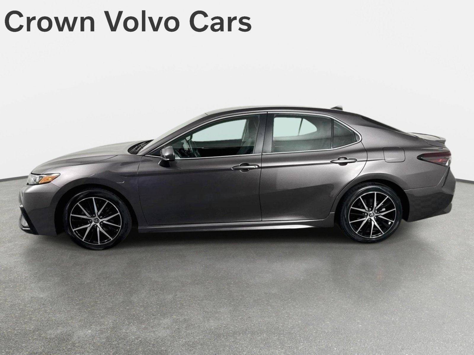 Used 2021 Toyota Camry SE FWD image 8