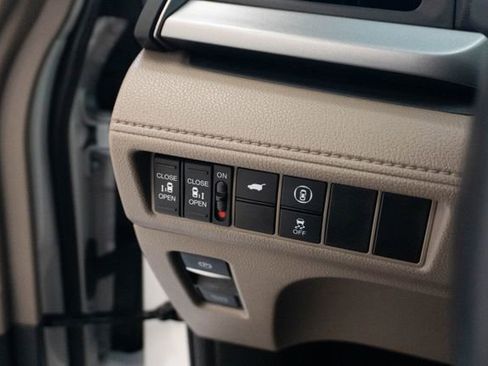 Used 2024 Honda Odyssey EX-L image 20