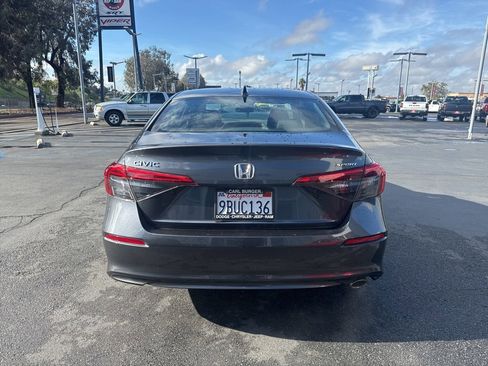 Used 2022 Honda Civic Sport image 6