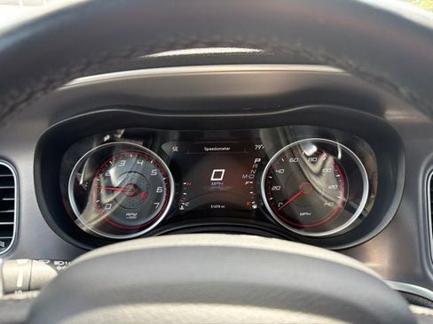 Used 2022 Dodge Charger SXT w/ Driver Convenience Group AWD/4WD image 14