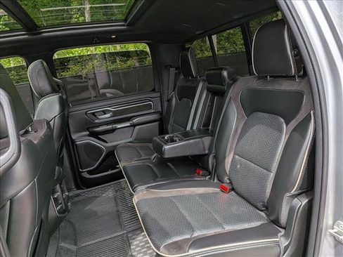 Used 2024 RAM 1500 Laramie AWD/4WD image 25