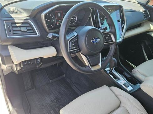 Used 2025 Subaru Ascent Limited w/ Popular Package #1 AWD/4WD image 10
