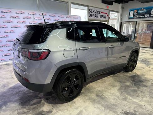 Used 2019 Jeep Compass Latitude FWD image 8
