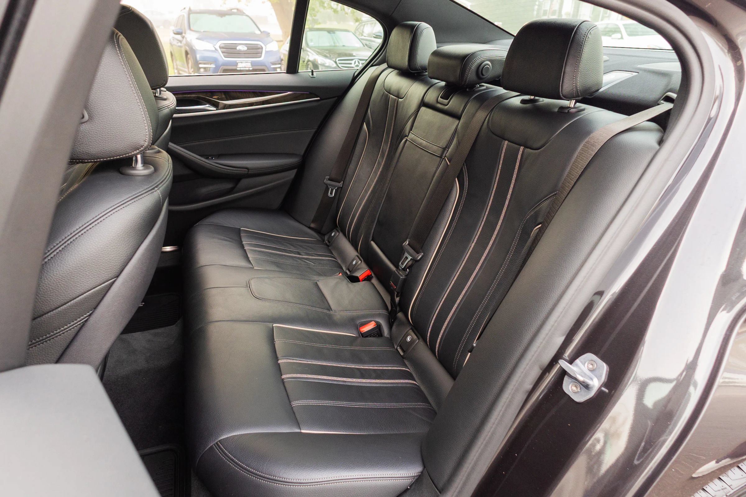 Used 2019 BMW 540i w/ Premium Package RWD image 34
