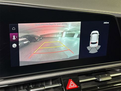 Certified 2023 Kia Niro Wind w/ Wind Preserve Package image 26