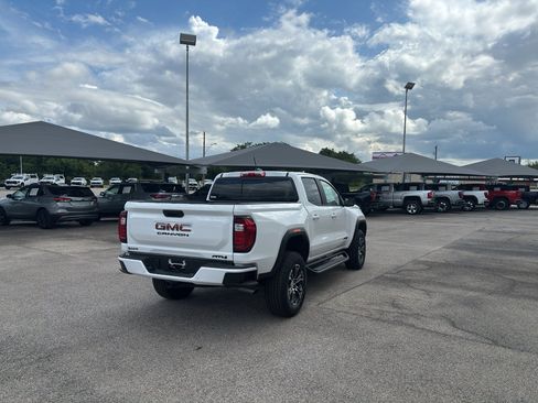 New 2025 GMC Canyon AT4 w/ LPO, Off Road Lift Package AWD/4WD image 5