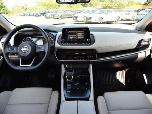 Certified 2023 Nissan Rogue SL image 8