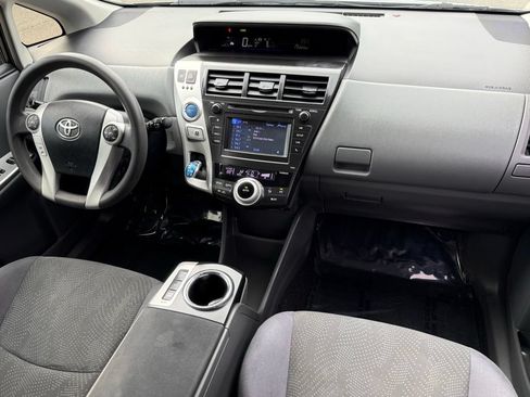 Used 2013 Toyota Prius V Two FWD image 19