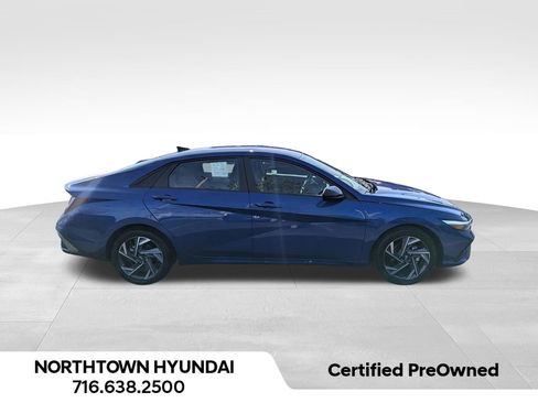Certified 2025 Hyundai Elantra Sport FWD image 12