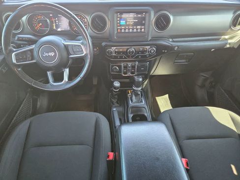 Used 2020 Jeep Gladiator Sport w/ Quick Order Package 24S AWD/4WD image 9