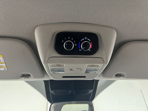 Used 2023 Ford Transit 350 XLT image 51