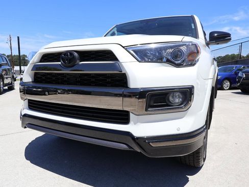 Used 2019 Toyota 4Runner Limited AWD/4WD image 33