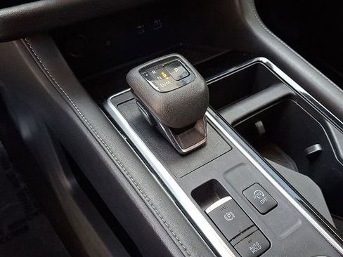Certified 2023 Nissan Pathfinder SL AWD/4WD image 16