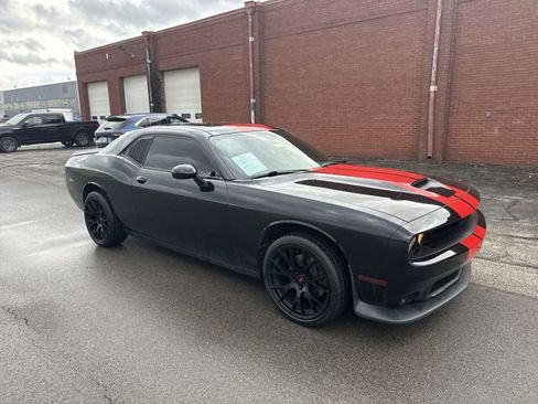 Used 2019 Dodge Challenger GT w/ Plus Package image 11