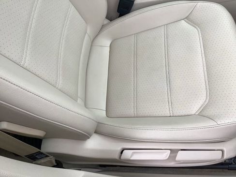 Used 2015 Volkswagen Passat 1.8T Limited Edition image 20