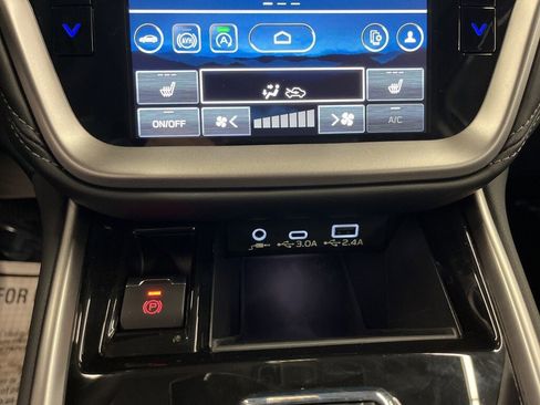 Certified 2025 Subaru Legacy Limited image 24