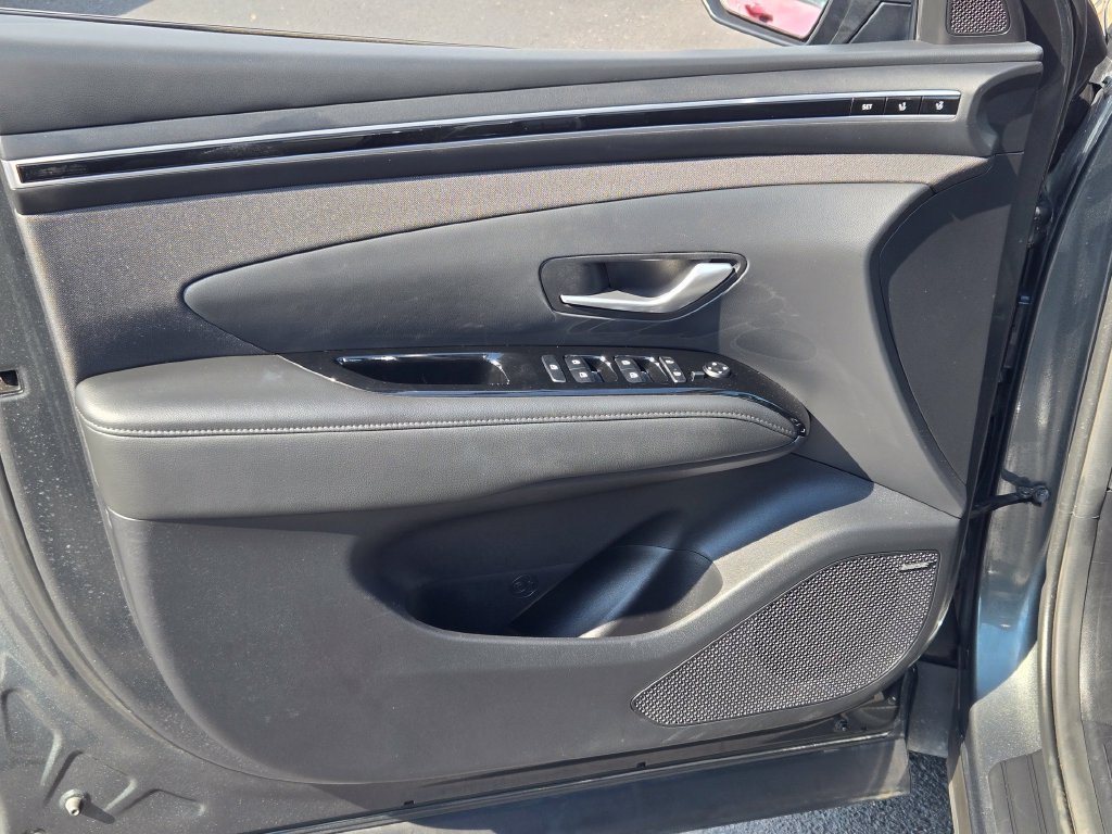 Certified 2024 Hyundai Tucson Limited AWD/4WD image 31