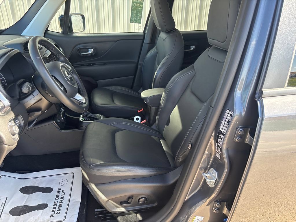 Used 2023 Jeep Renegade Limited AWD/4WD image 12