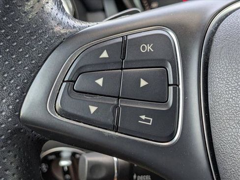 Used 2019 Mercedes-Benz GLA 250 image 16